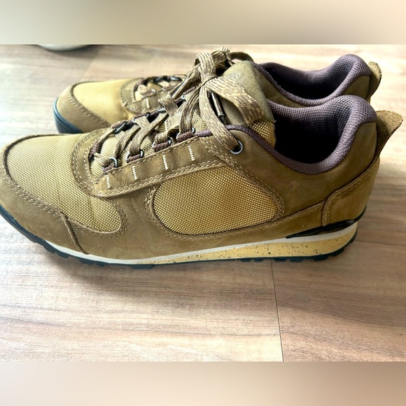 Danner Shoes Danner Jag Low Hiking Shoes In Brown 75 Womens